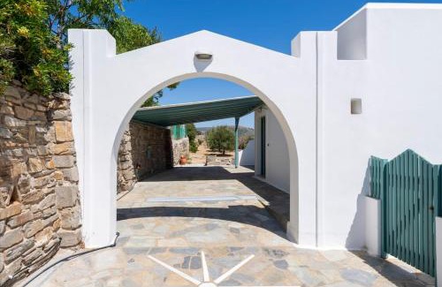 Krotiri Villa | Parikia Cove Mansion