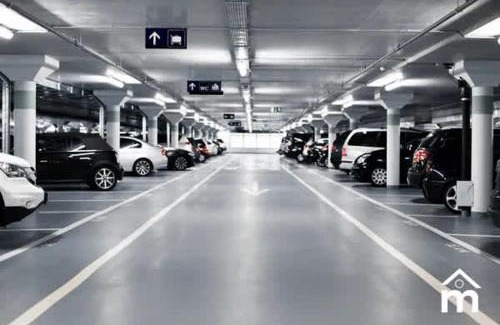 Charenton-le-Pont Apartment | Paris Bercy with car park by Melvane