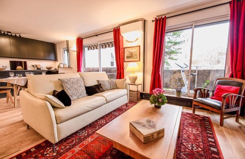 12th Arrondissement Apartment | Paris-Daumesnil - Grand 2 pieces 4 etoiles de charme sur jardin - 61m2, pour 4p - Large 4 star charming 1 BR apt for 4 with AC
