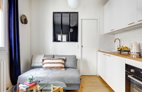 Enfants-Rouges Apartment | Paris Studio Le Marais Charm