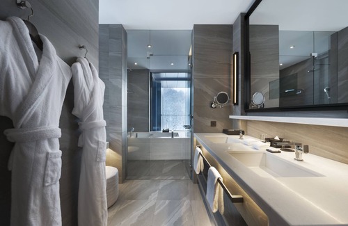 Kutchan Hotel | Park Hyatt Niseko Hanazono