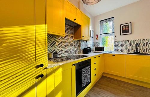 Leeds Apartment | Park Mount Residences - Luxury 3 Bedroom Flat In Leeds With Free Parking