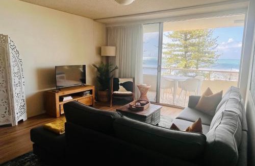 Burleigh Heads Hotel | Park Towers-Goodwin Towers Holiday Units