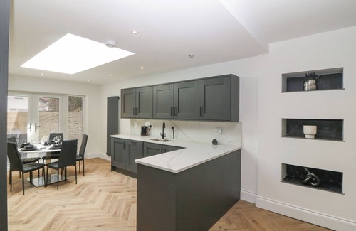 Llandudno Cottage | Park View