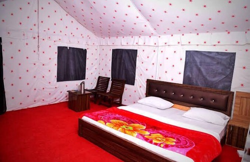 Bir Hotel | Parker Camps