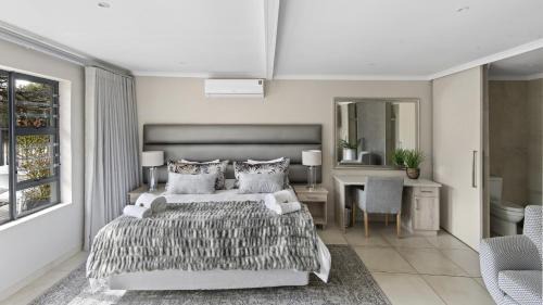 Langenhoven Park House | ParkHill Luxury Accommodation