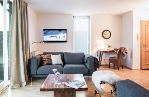Stockum Apartment | Parkside Apartment House