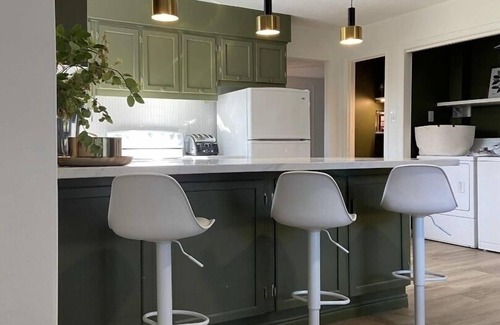 Elora House | Parkside Cottagen