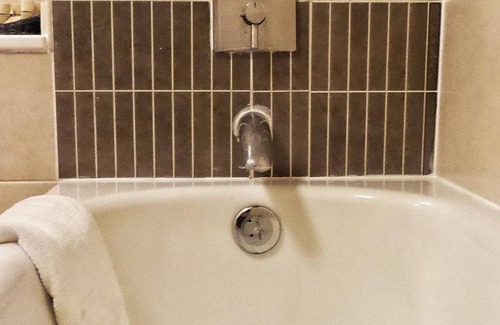 Reading Hotel | Parkside International Hotel