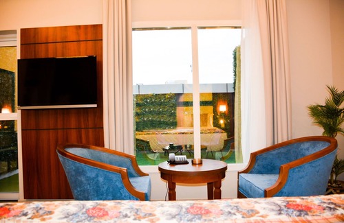 Al Faisaliyah Hotel | Parktown