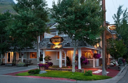 Jackson Hole Hotel | Parkway Inn of Jackson Hole