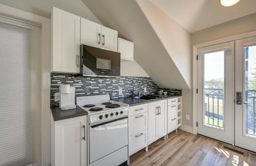 Tri-Cities Apartment | Pasco Condo with Columbia River Views and Hot Tub