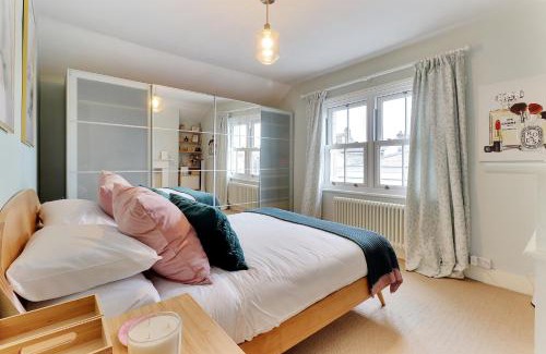 Royal Tunbridge Wells House | Pass the Keys Perfectly presented centrally located townhouse