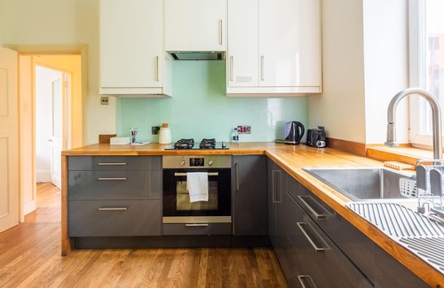 Camberwell Green Apartment | Pass the Keys | Charming Duplex Flat by Oval