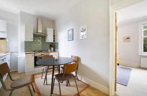 Kilburn House | Pass the Keys Cosy apartment in Kilburn