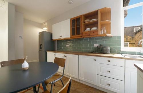 Kilburn House | Pass the Keys Cosy apartment in Kilburn