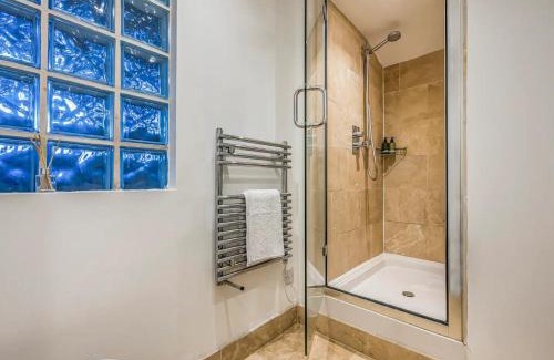 Funtington Apartment | Pass the Keys Delightful Studio in West Ashling