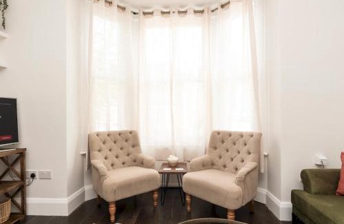 Blackheath House | Pass the Keys Elegant Modern 2 Bed Flat Near Greenwich Park