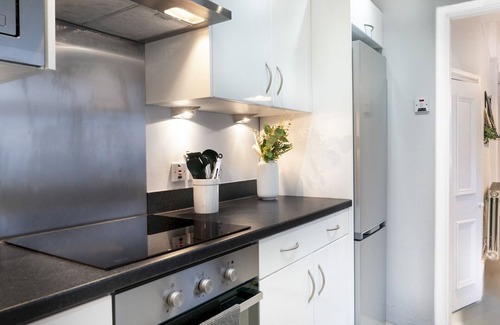 Belfast City Centre House | Pass the Keys | Exquisite 3 Floor Townhouse Perfect Location