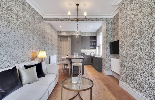Royal Tunbridge Wells Apartment | Pass the Keys | Luxury flat centrally located