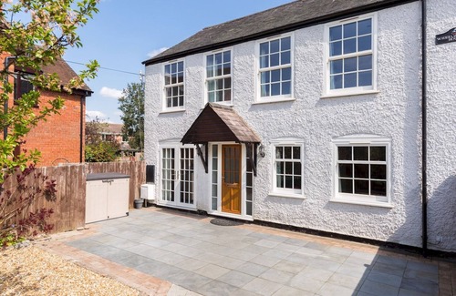 Warwick House | Pass the Keys | Gorgeous 3 Bed Cottage, Peaceful Village & Parking