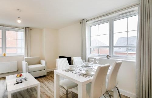 Bramcote Apartment | Pass the Keys Luxurious 2-Bed Nottingham Retreat with Parking