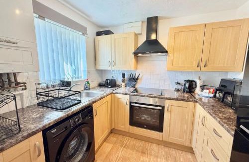 Llansamlet House | Pass the Keys Modern Home- Ideal for Professionals 5 mins to M4