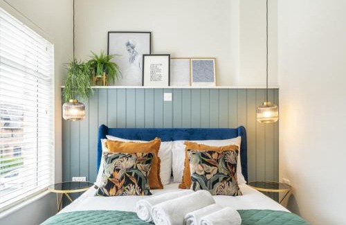 Queens Quarter House | Pass the Keys Rathcool Gorgeous Terrace with Outdoor Living Cafes and Bars