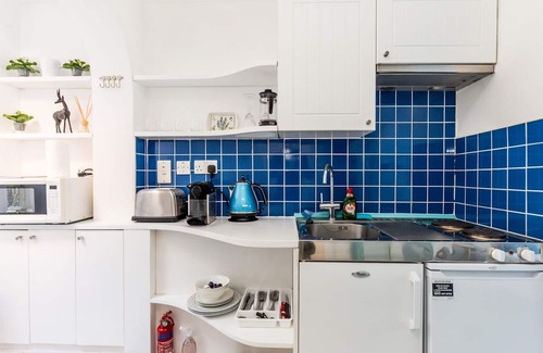 South Richmond Apartment | Pass the Keys | Tranquil Studio in Richmond with Free Parking