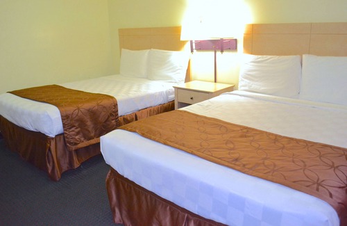 Downtown Niagara Falls Hotel | Passport Inn - By The Falls NY