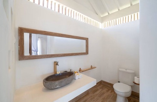 Mushroom Bay Bed & Breakfast | Paus Putih Hotel