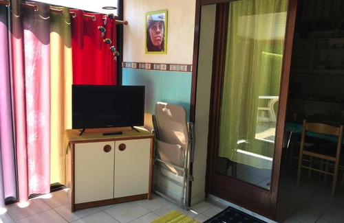 Saint-Vincent-sur-Jard House | Pavillon avec piscine commune et jardin à 800m de la plage - FR-1-336-72