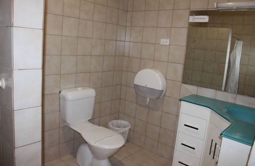 Pooraka Hotel | Pavlos Motel