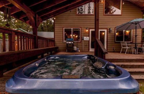 Leavenworth House | Paws in the Mountains by NW Comfy Cabins