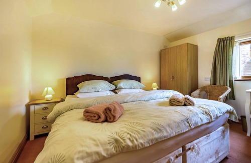Penrith Cottage | PEA TOP COTTAGE, pet friendly, with a garden in Culgaith