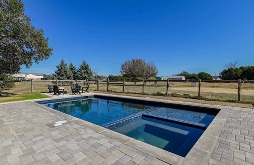 Dripping Springs House | Peabody Ranch Luxury Home W/pool, Hot Tub, Fire Pit!
