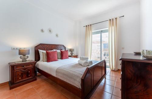 Figueiral Apartment | Peaceful 1 BDR Apartment W/Balcony by LovelyStay