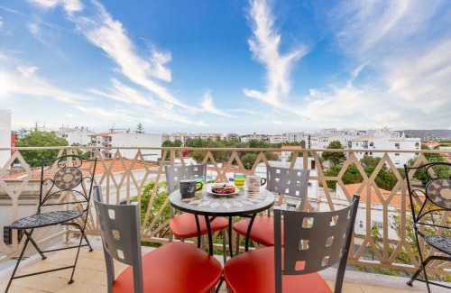 Figueiral Apartment | Peaceful 1 BDR Apartment W/Balcony by LovelyStay