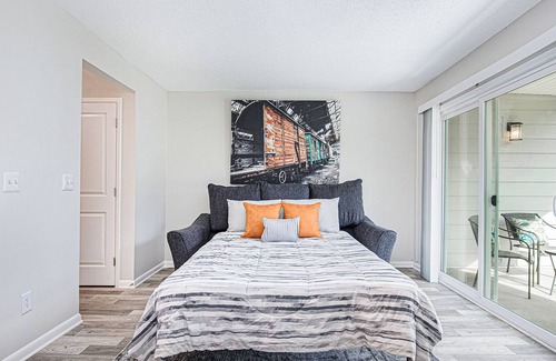 Charlotte Apartment | Peaceful 1-bedroom apartment in SouthPark w/Wi-Fi