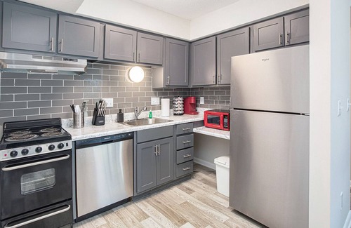 Charlotte Apartment | Peaceful 1-bedroom apartment in SouthPark w/Wi-Fi