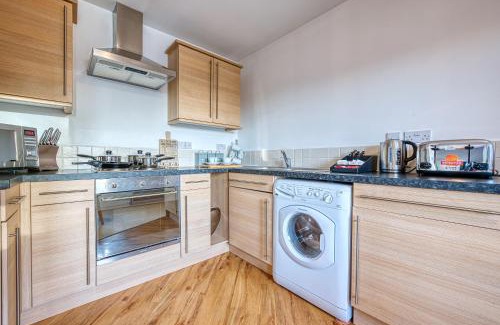 Sutton Coldfield Apartment | Peaceful 2-Bed in Sutton Coldfield, Near Parks