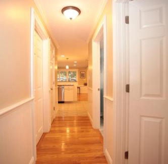 Melrose Apartment | Peaceful 2BR near US Route 1 and Boston