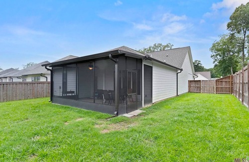 Shenandoah House | Peaceful 3-bedroom house in lovely Baton Rouge !