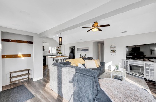 Kingsville House | Peaceful and Private - 5 Minutes from Beach & Wineries