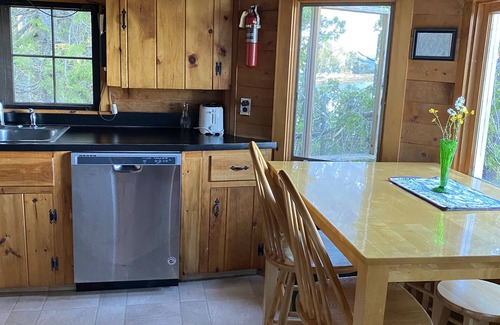 Islesboro Cottage | ~ Peaceful And Quaint Family Cottage On An Island In Maine ~