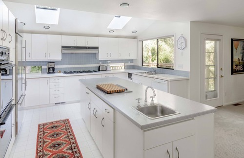 Gig Harbor House | Peaceful and spacious Gig Harbor home, closest to Narrows Bridge