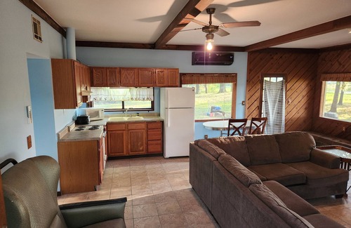 Langley Cabin | Peaceful cabin near Grand Lake and Disney on big lot