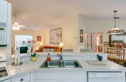 Vero Lake Estates House | Peaceful Coastal Home with fenced yard/BBQ