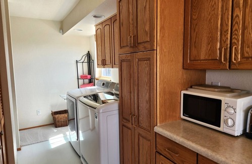 Copalis Beach House | Peaceful Copalis Beach Haven- Game Room