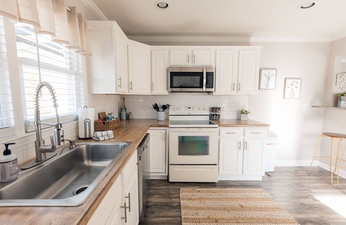 Johnson City House | Peaceful Family Retreat in Johnson City